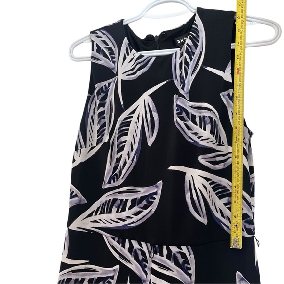DKNY printed leaf sleeveless jumpsuit romper zip stretch summer women’s 8 medium - Picture 5 of 16